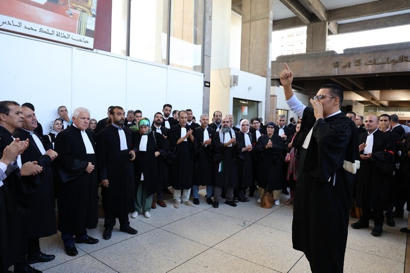 المحامون يقاطعون الجلسات بالمحاكم ويلوحون بالتصعيد ضد وزارة العدل