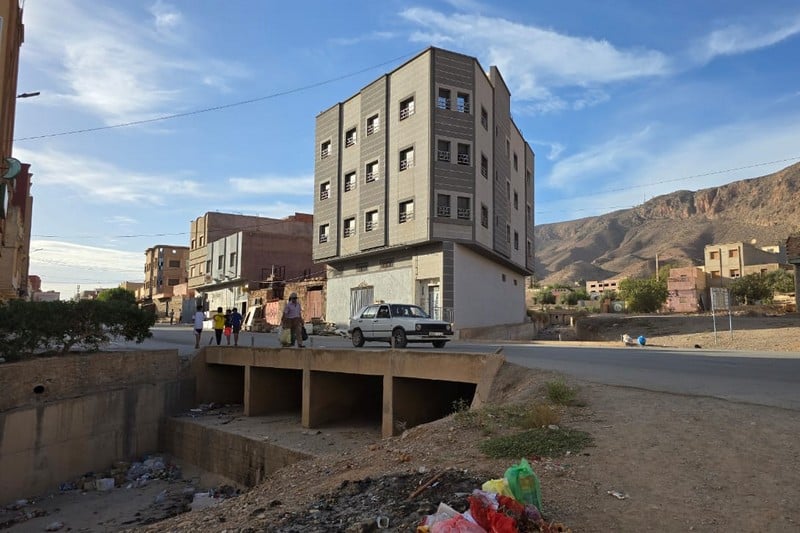 هيئة تنبه إلى قناطر غير مسيجة بزايو