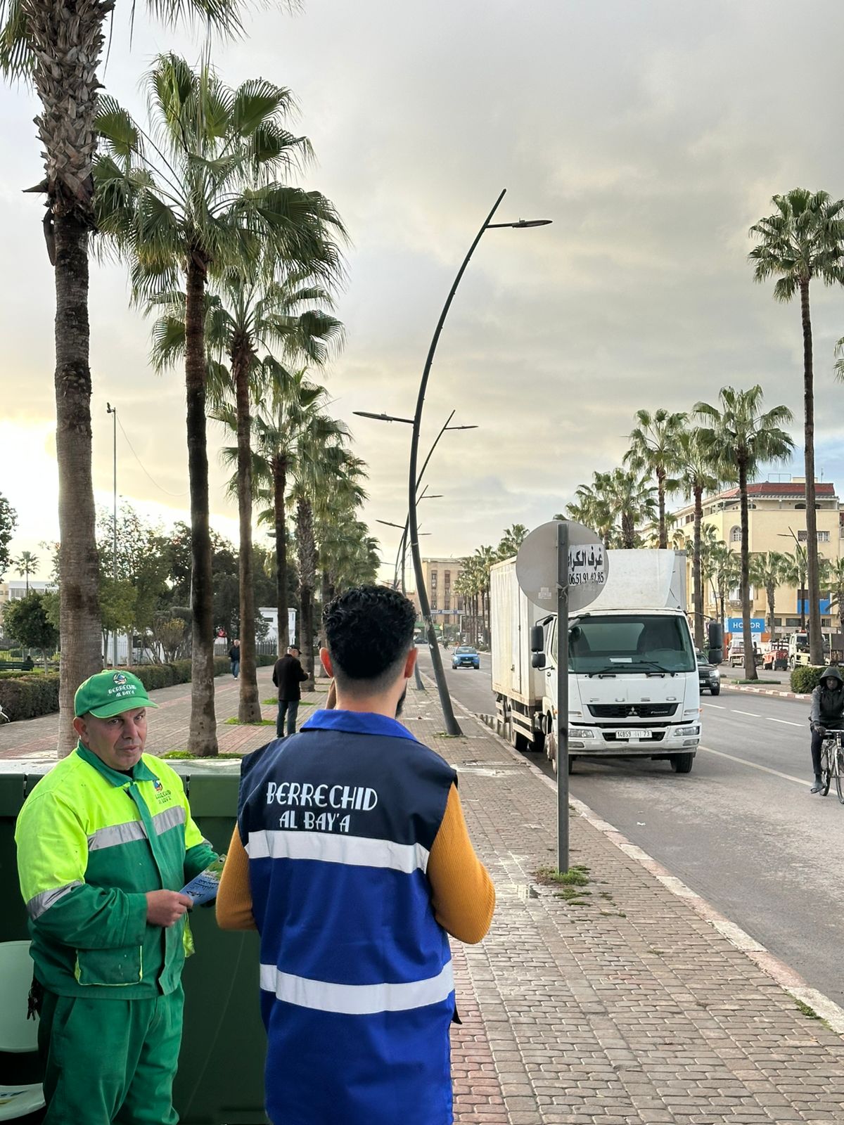 حملة تحسيسية للنظافة ببرشيد من طرف شركة كازا تكنيك حملة تحسيسية للنظافة ببرشيد من طرف شركة كازا تكنيك