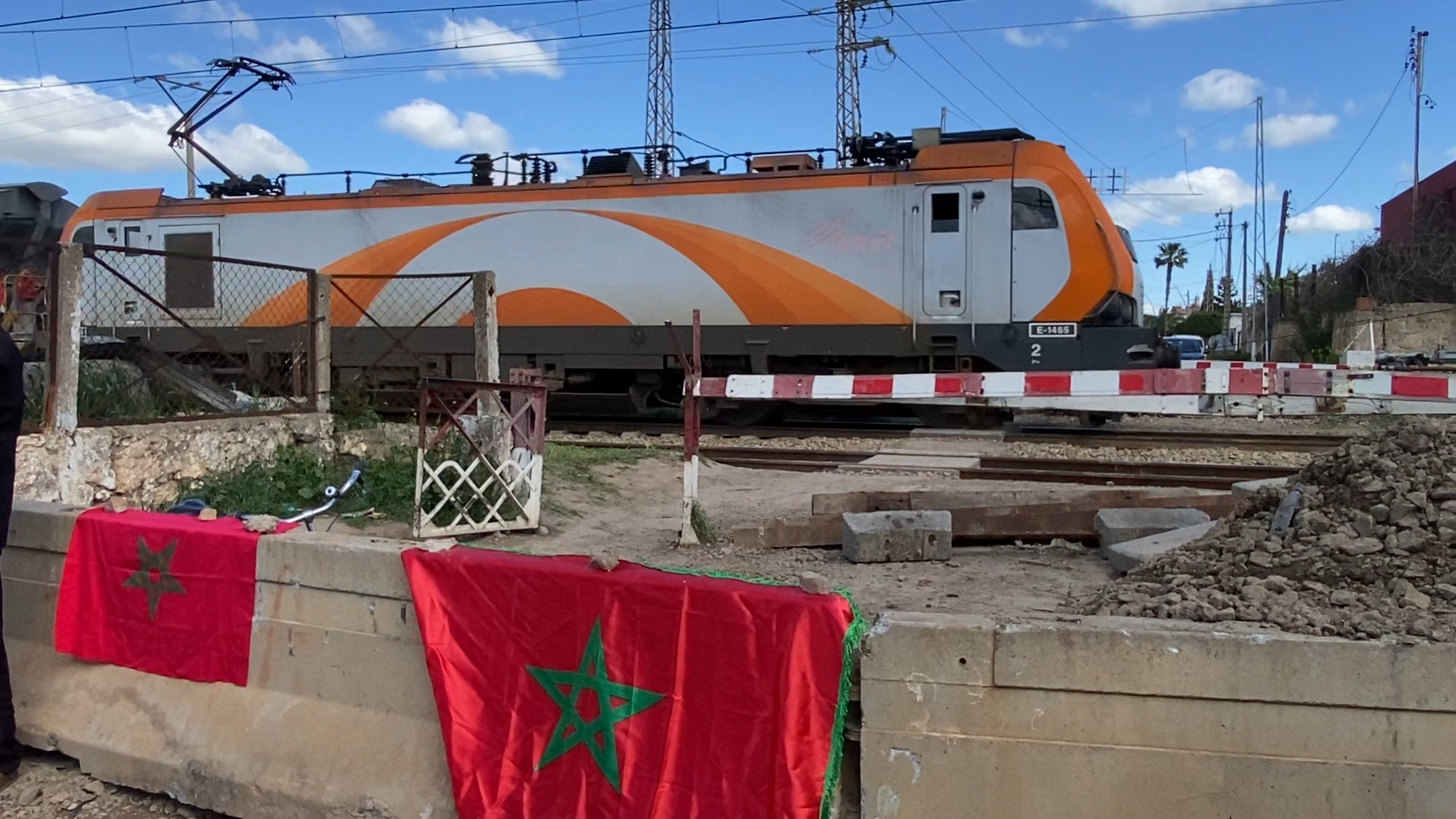 سؤال برلماني حول إغلاق ممر سككي بالمنطقة الغربية لمدينة برشيد