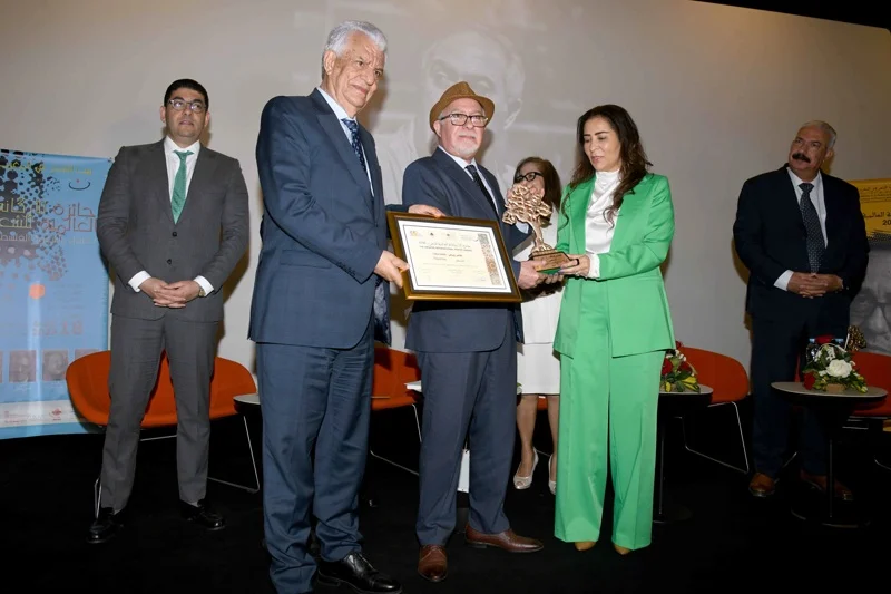 تتويج الأركانة يكرم الشعرية الفلسطينية في الرباط المغربية