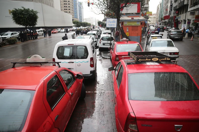 المغرب يقترب من إطلاق بطائق إلكترونية موحدة لسائقي سيارات الأجرة